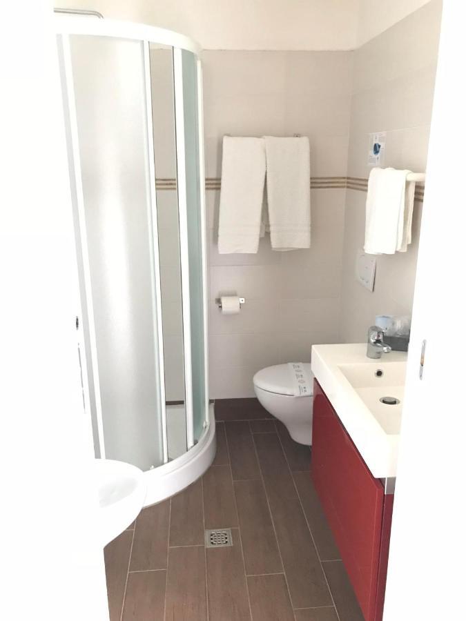 Hotel Perla Verde Римини Экстерьер фото