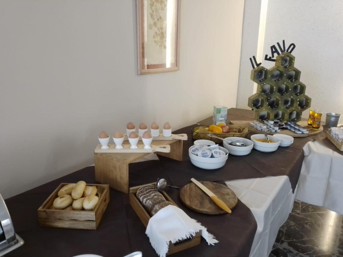 Hotel Perla Verde Римини Экстерьер фото